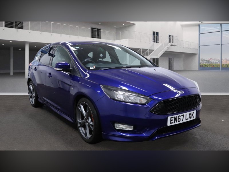 FORD FOCUS 1.0T ECOBOOST ST LINE X EURO 6 S S 5DR 6 6,490... image 2