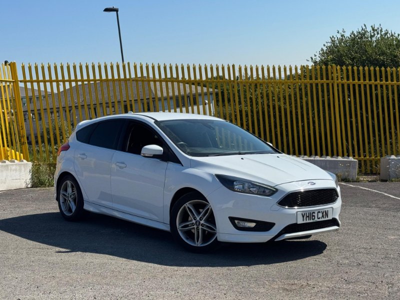 2016 FORD FOCUS 1.0T ECOBOOST ZETEC S EURO 6 S S 5DR 13 TOTAL PRICE... photo