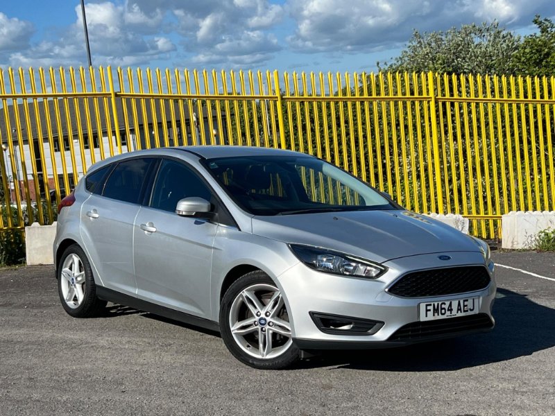 2015 FORD FOCUS 1.0T ECOBOOST ZETEC EURO 6 S S 5DR 12 TOTAL PRICE 4,490... photo