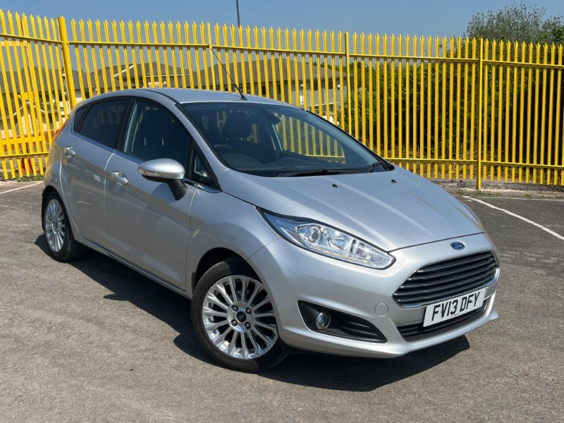 2013 FIESTA 1.0T ECOBOOST TITANIUM EURO 5 S S 5DR 13 4,990 MAKE FORD... photo